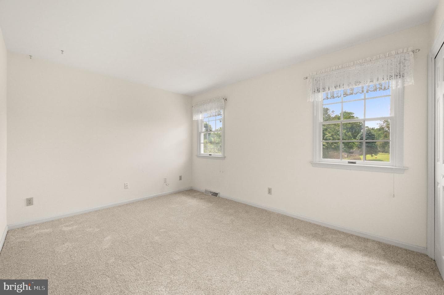 155 Freedom Valley Circle photo 21