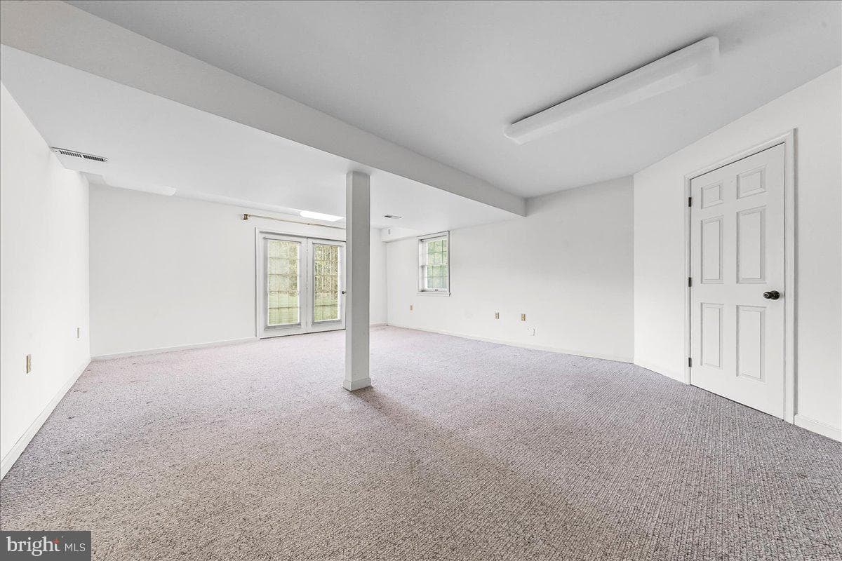 155 Freedom Valley Circle photo 28