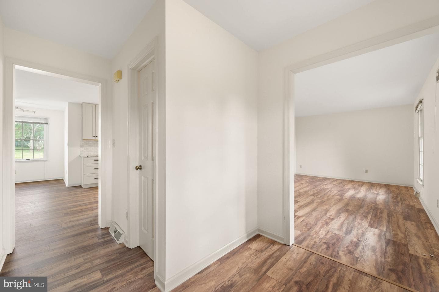 155 Freedom Valley Circle photo 5