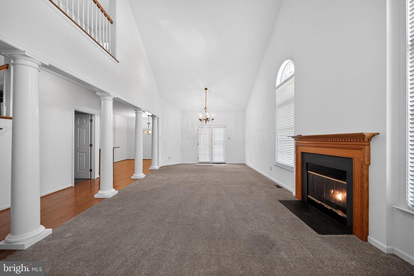 530 Gramercy Lane photo 4