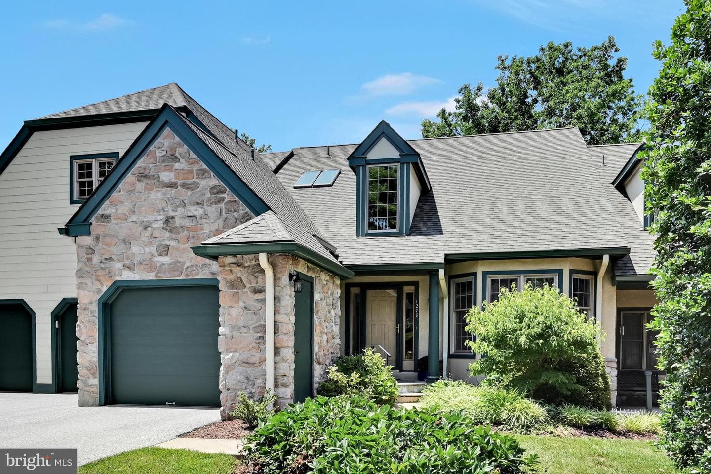 1278 Robynwood Lane #1278 photo 3