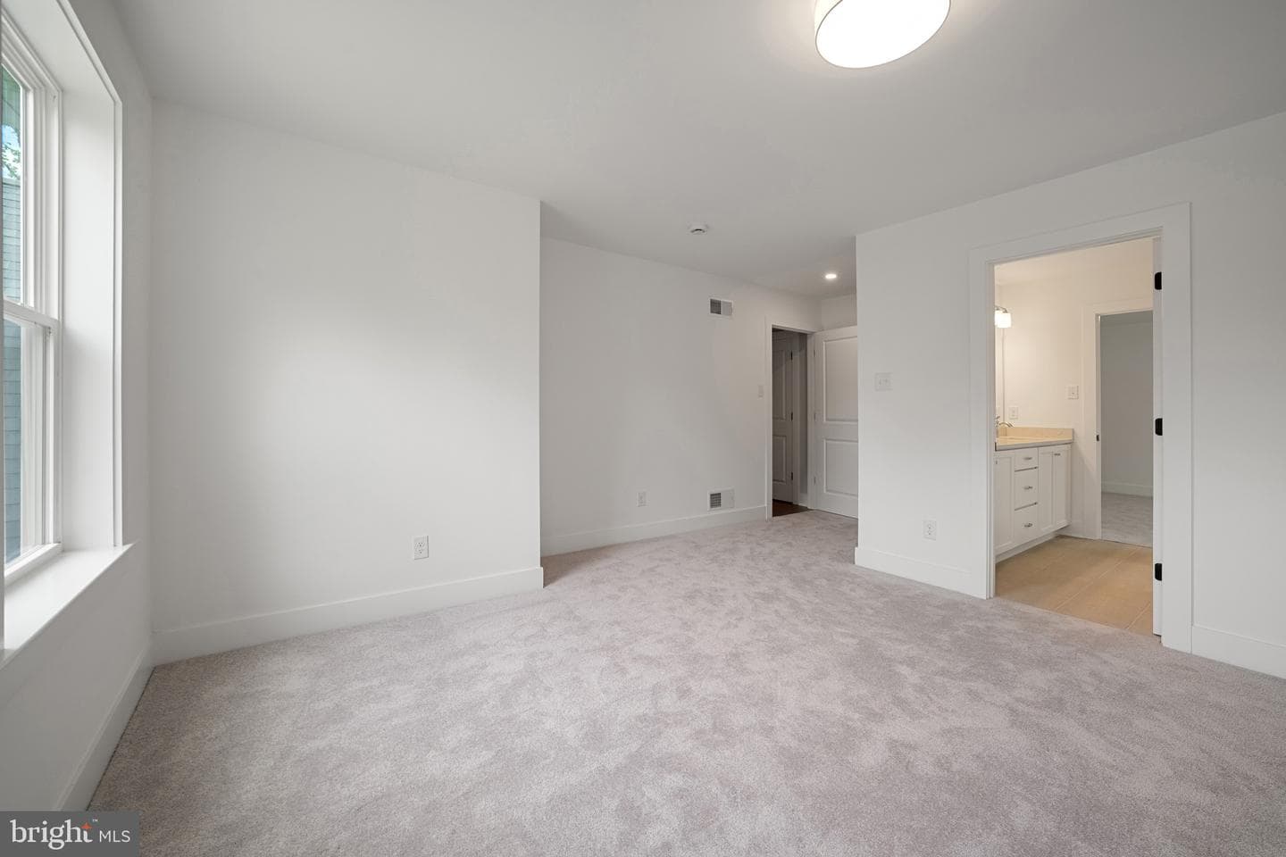 634 Highland Avenue photo 26