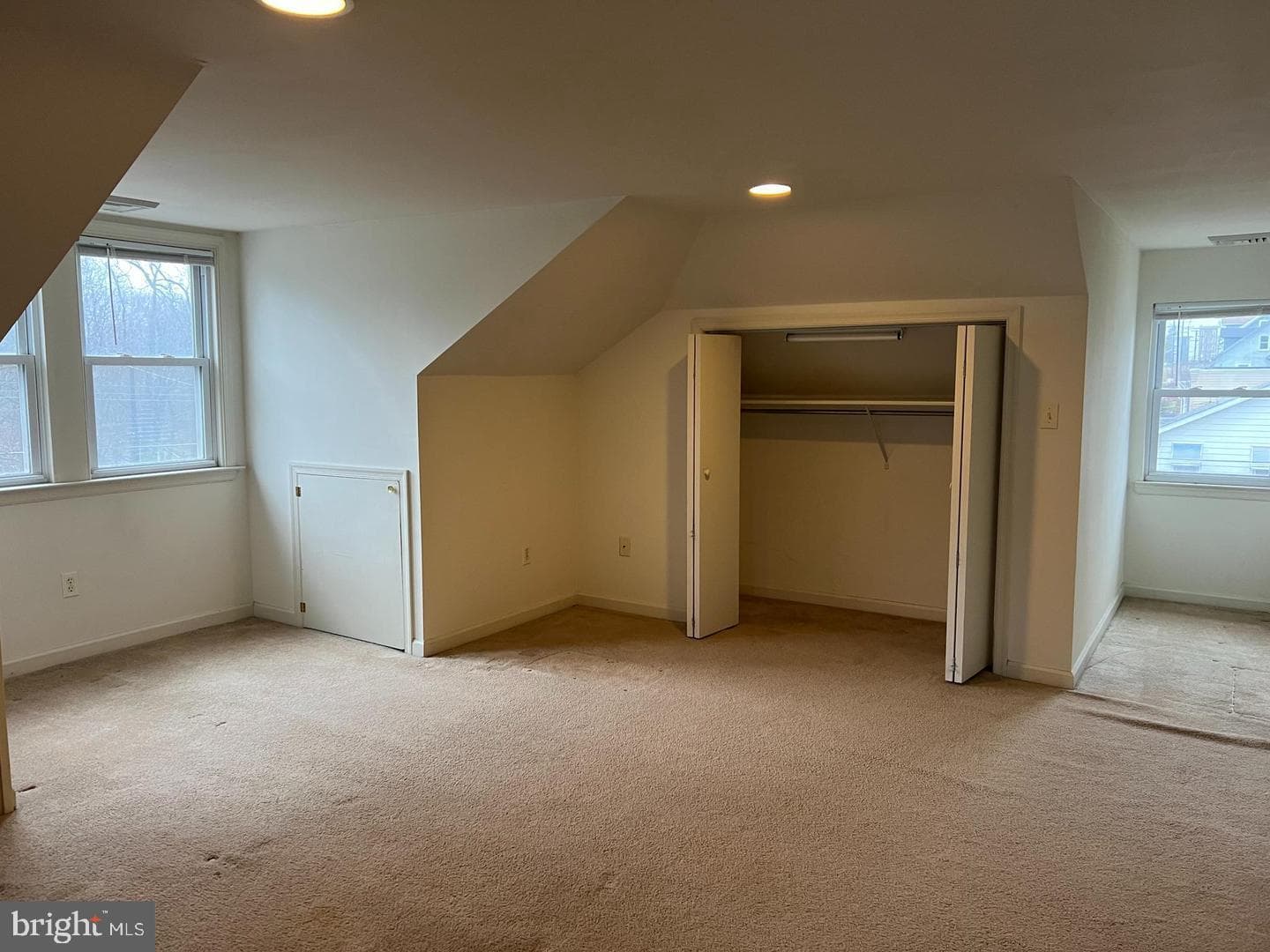 90 W Central Avenue photo 6