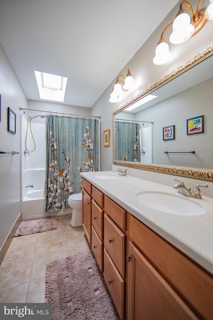 380 Lynetree Drive #7-D photo 21