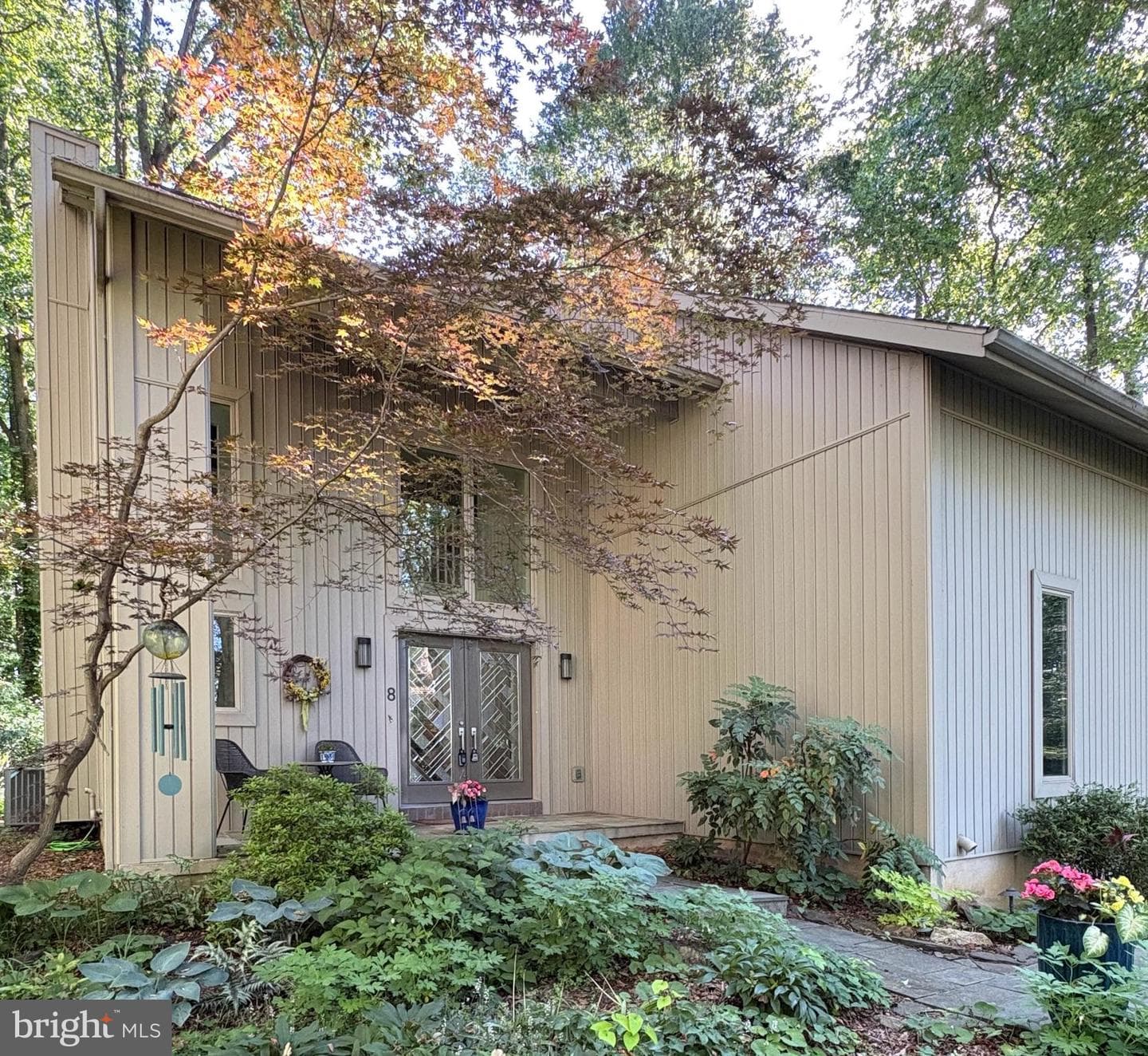 8 Adams Way photo 3