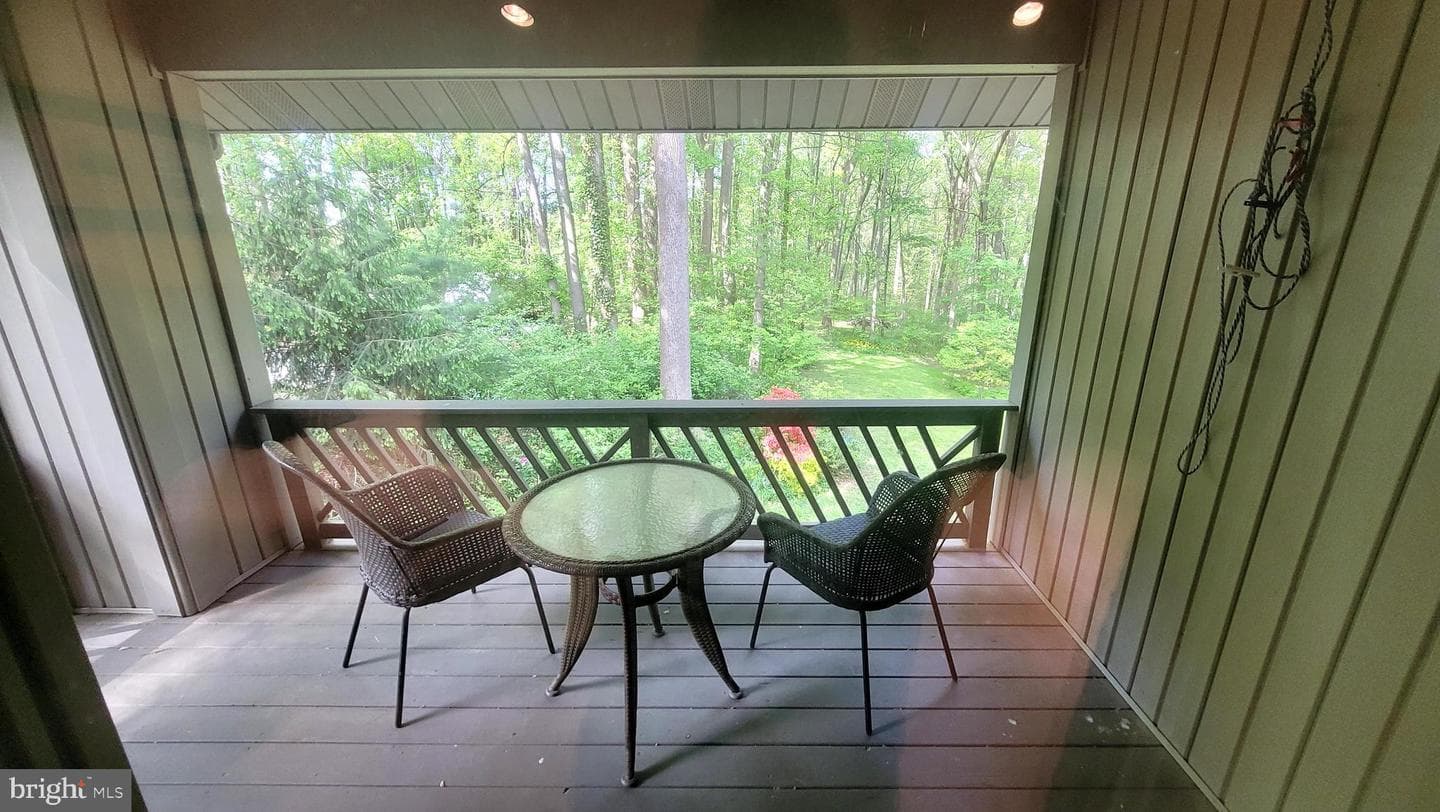 8 Adams Way photo 48