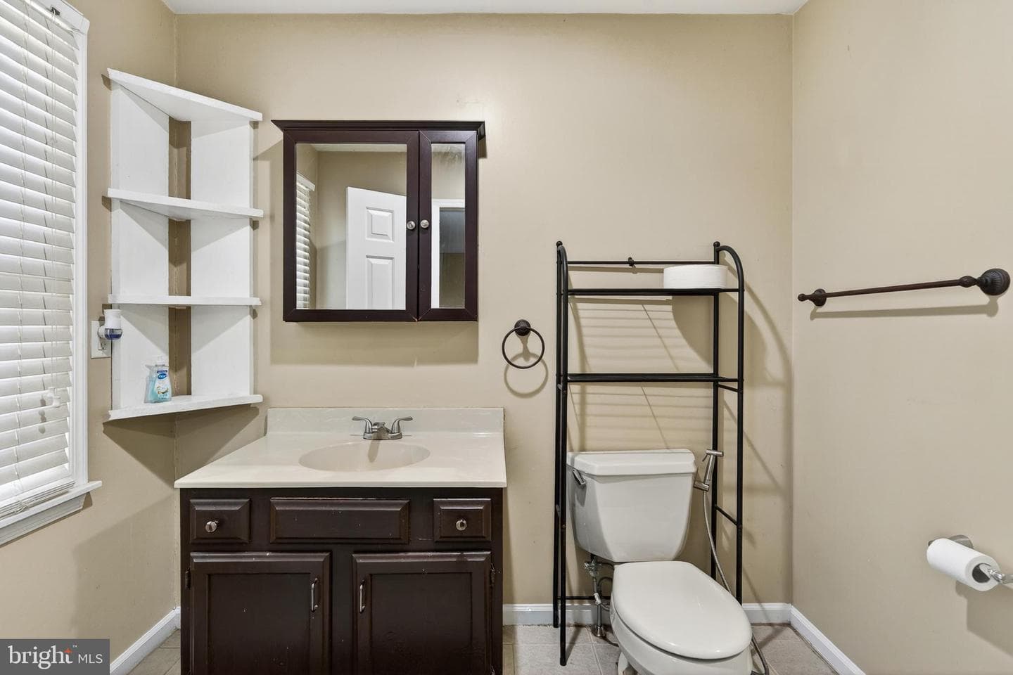 419 Holly Tree Court photo 16