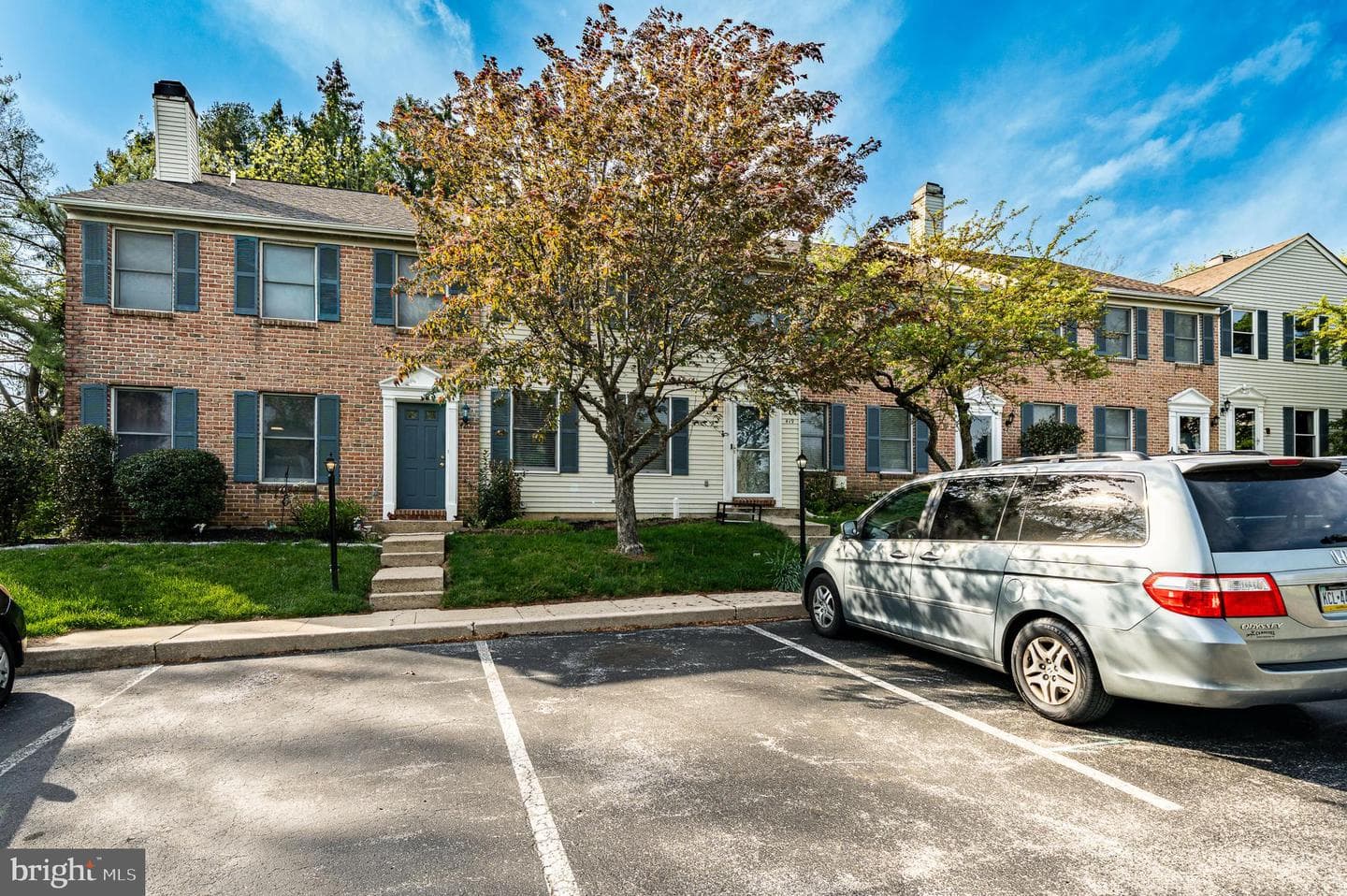 419 Holly Tree Court photo 2