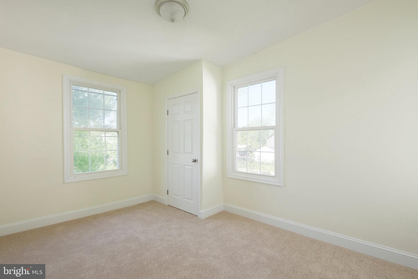 448 Broad Street photo 14
