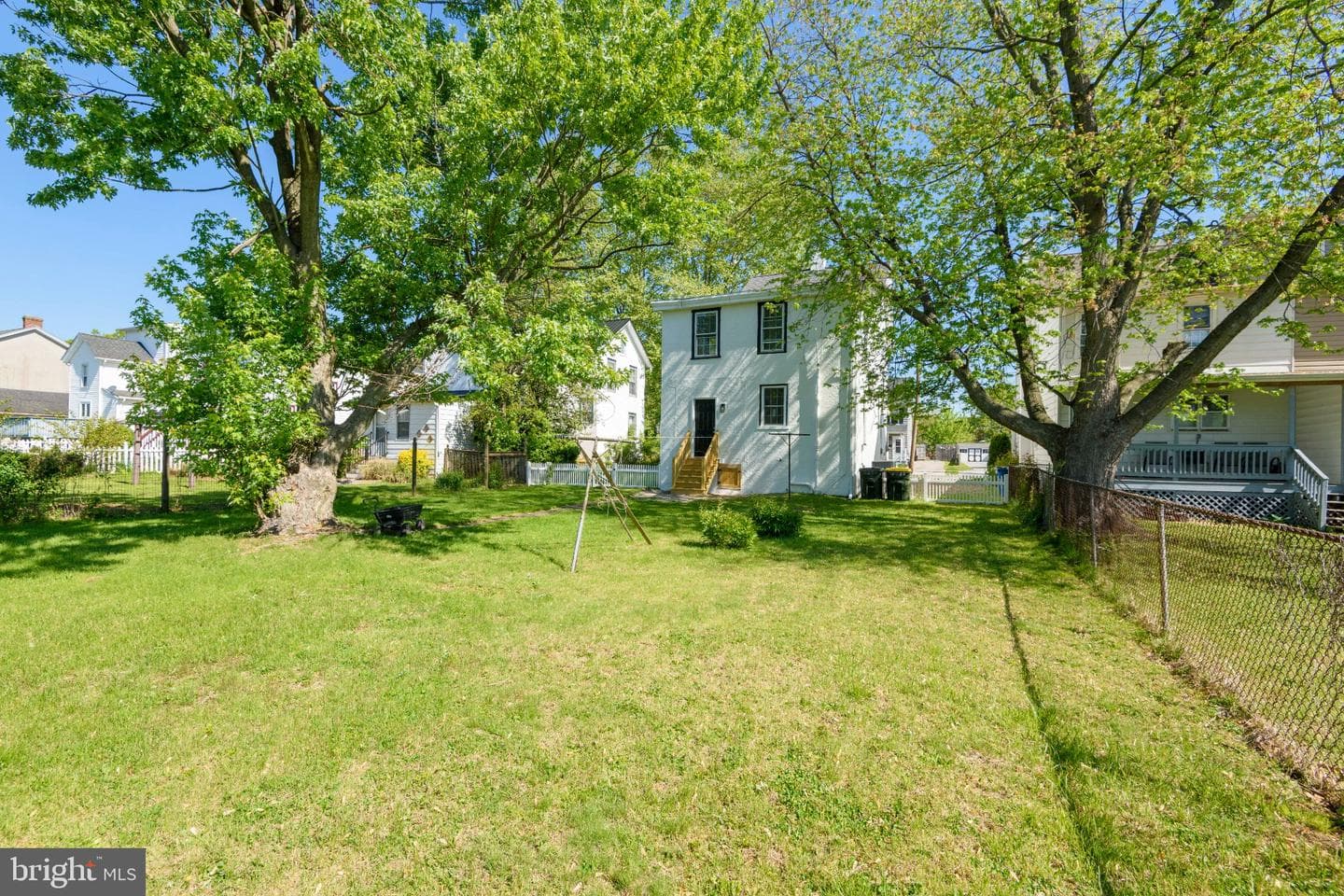 448 Broad Street photo 19
