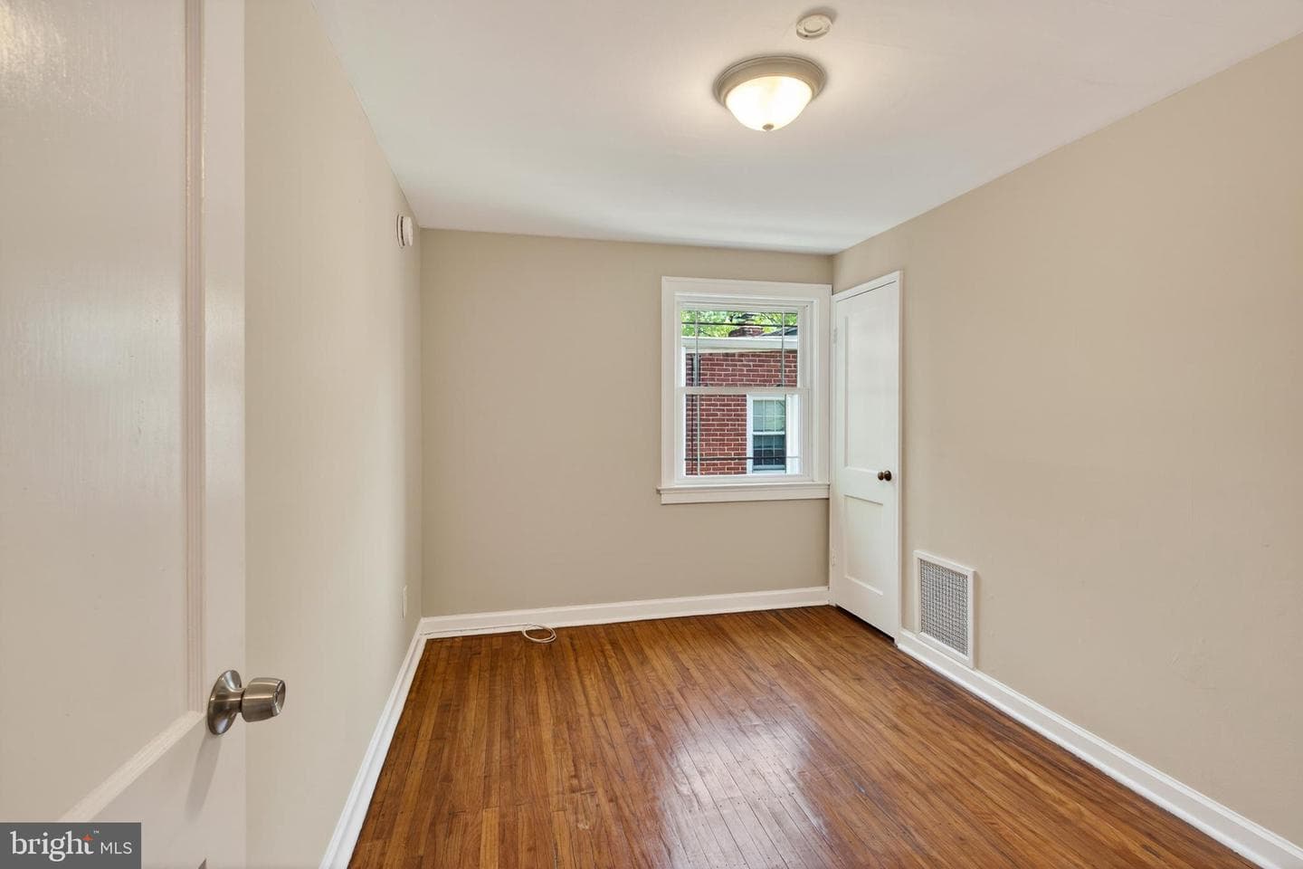 125 Price Street photo 32