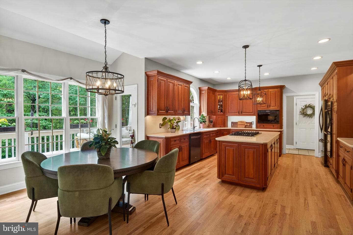 1413 Hampton Drive photo 23