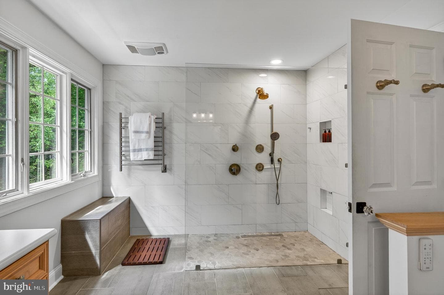1413 Hampton Drive photo 43
