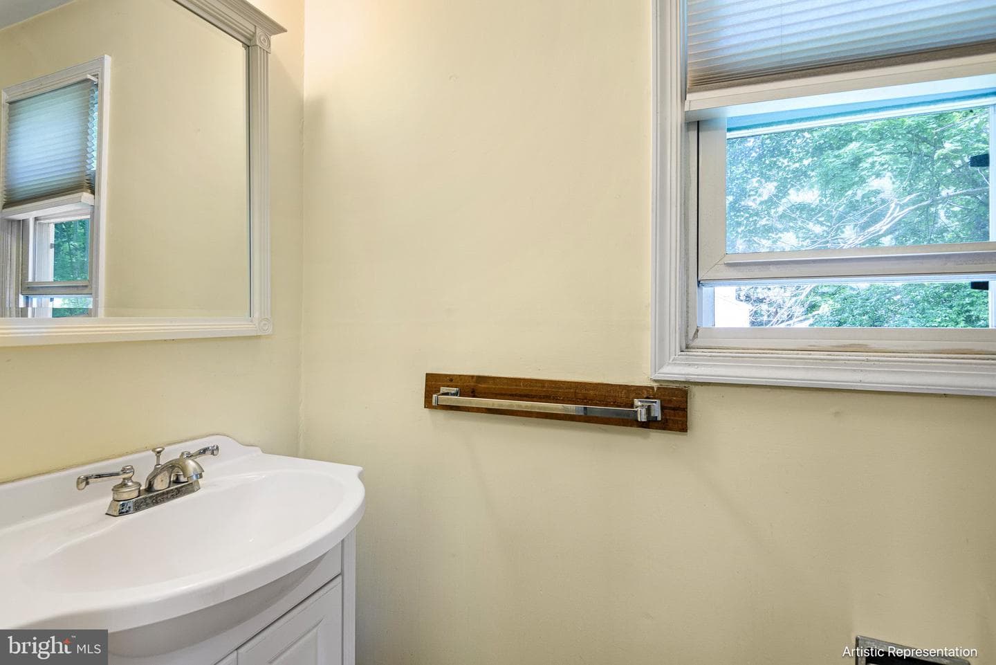 1501 W Chester Road photo 6