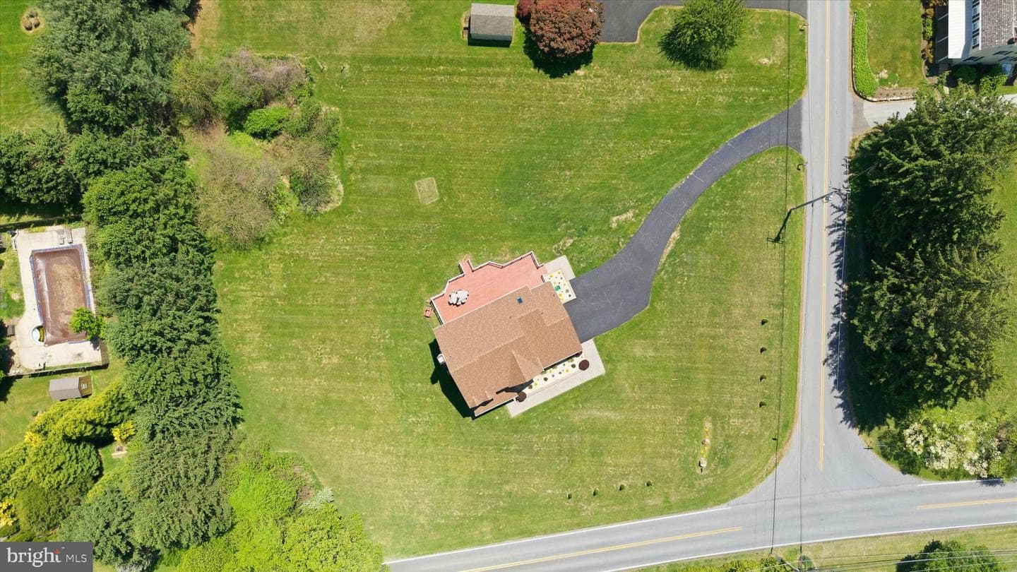 75 Auburn Road photo 12