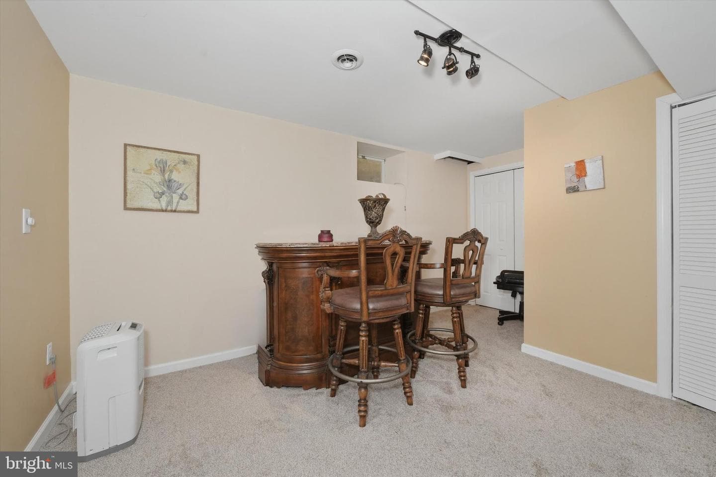 75 Auburn Road photo 22