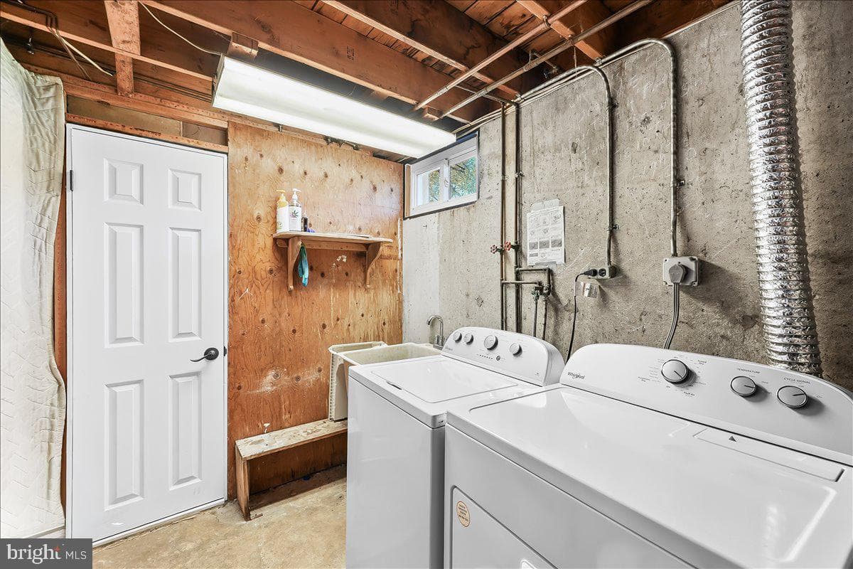 893 Westtown Road photo 35