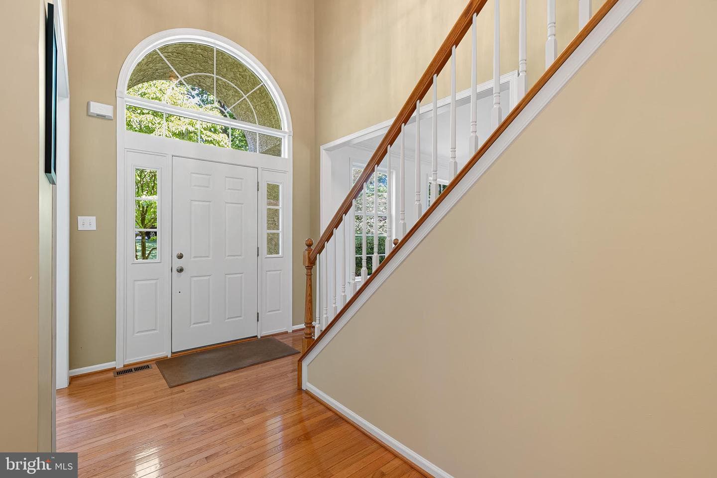 209 Dangina Dr photo 2