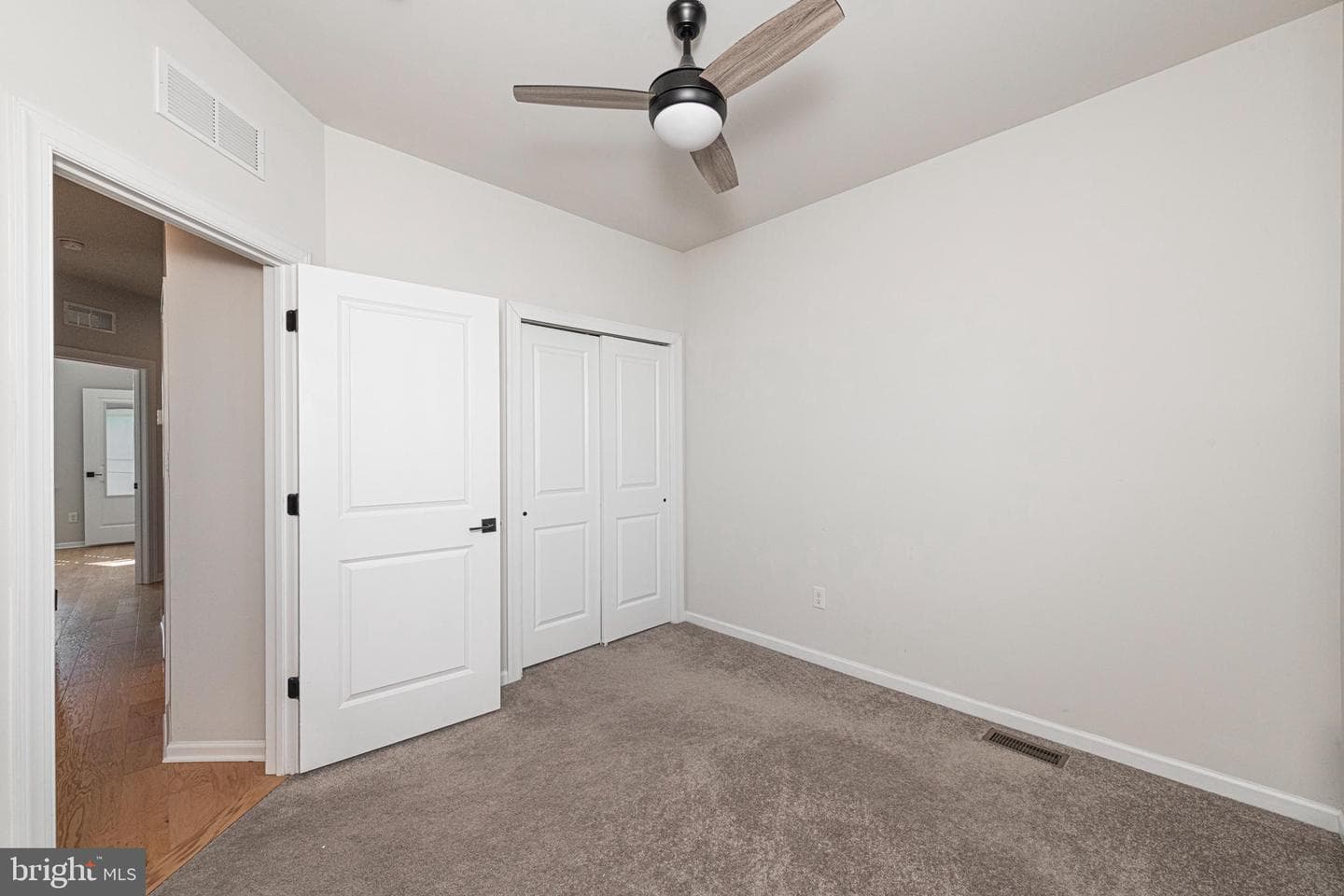 139 Smithworks Boulevard #20 photo 26