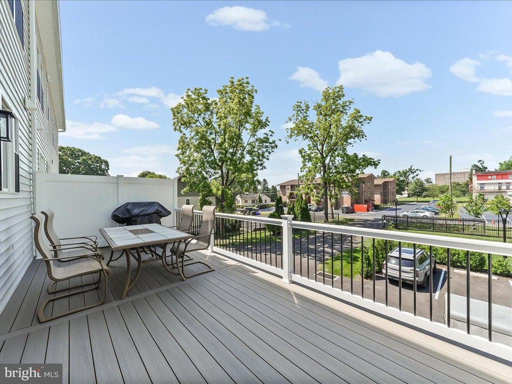 734 S Matlack Street photo 39