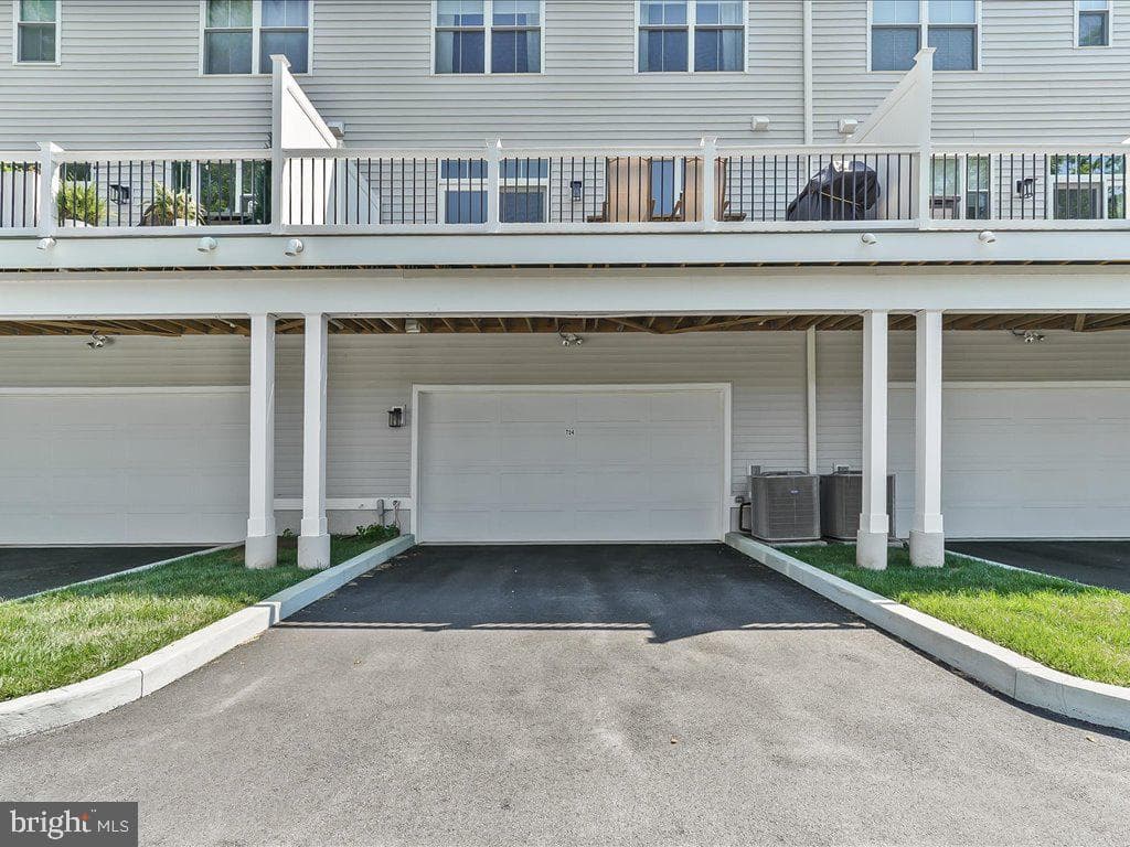 734 S Matlack Street photo 43