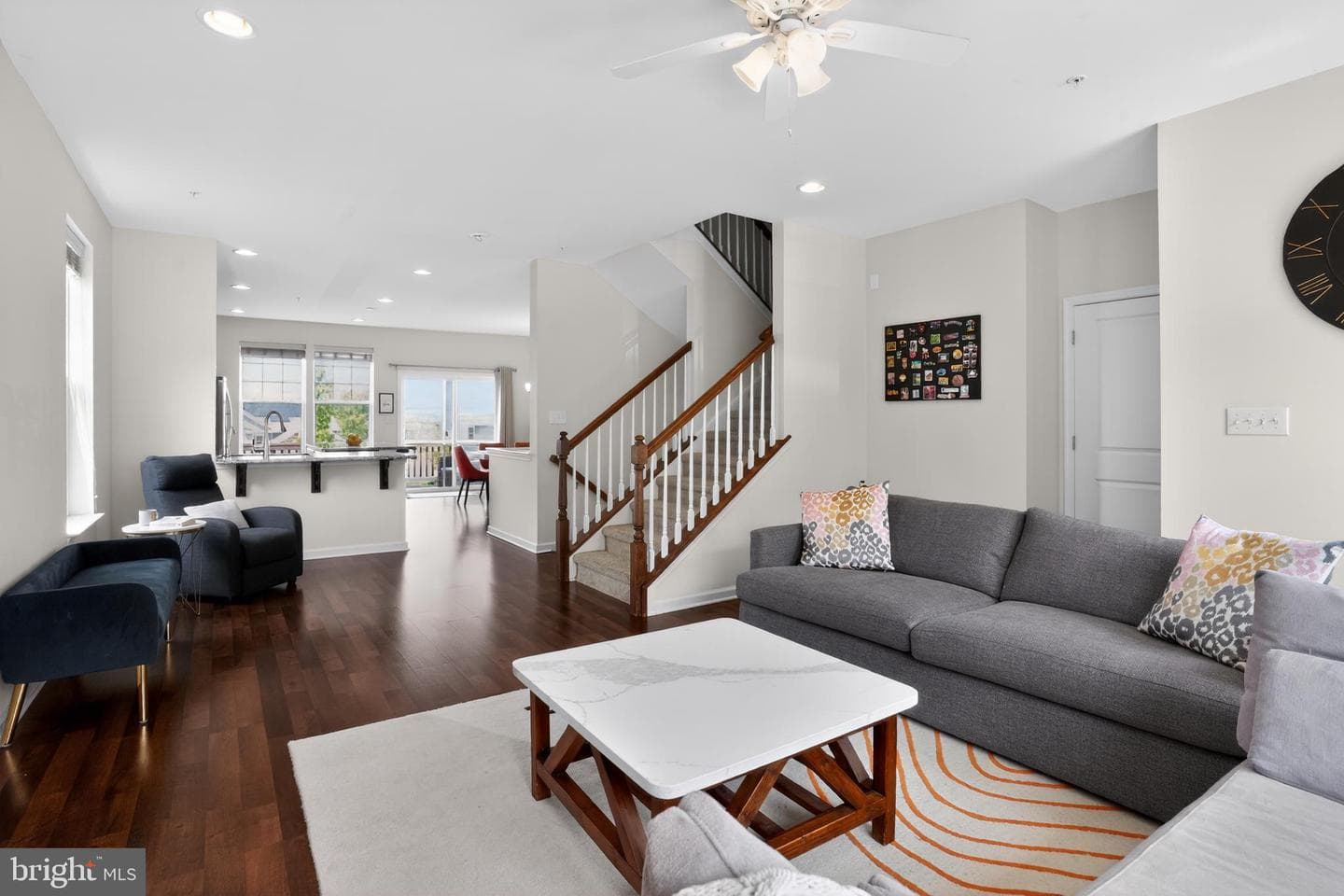 319 Dawson Place photo 10