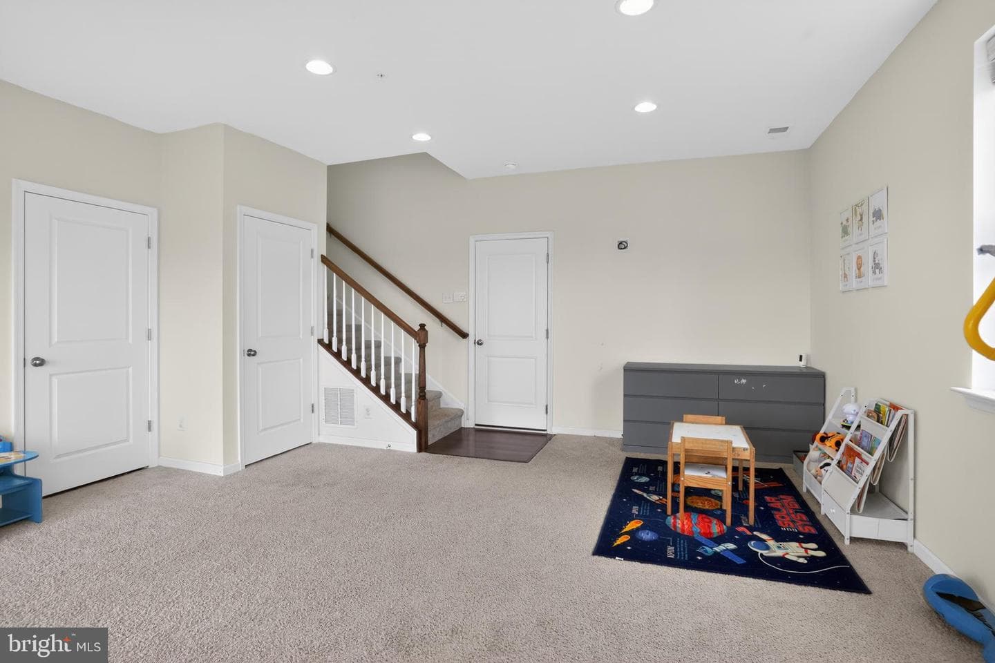 319 Dawson Place photo 21