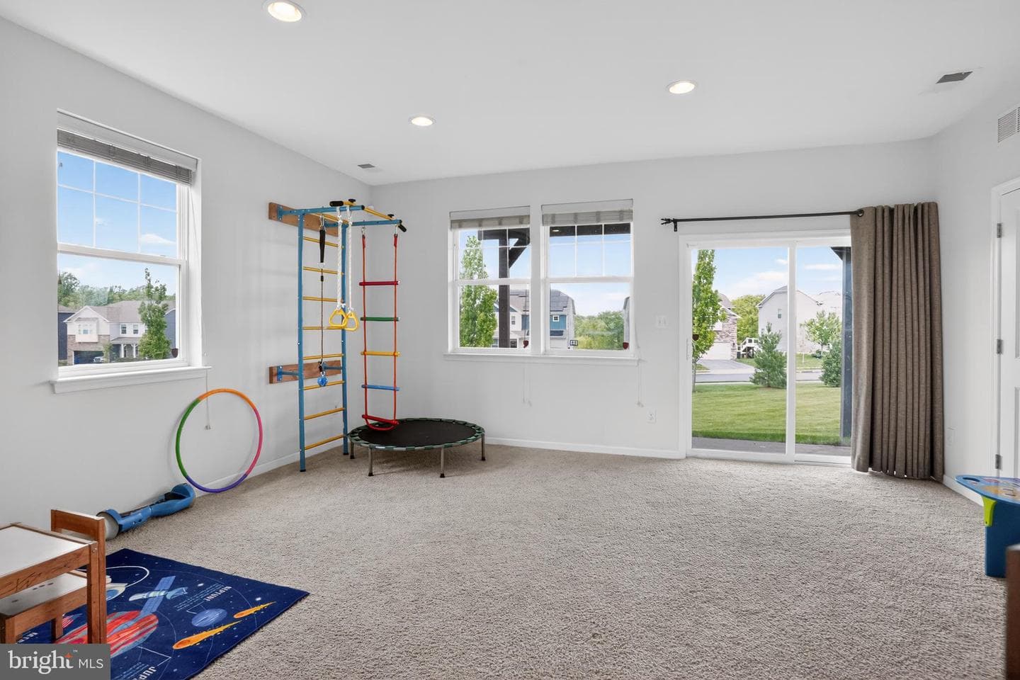 319 Dawson Place photo 22