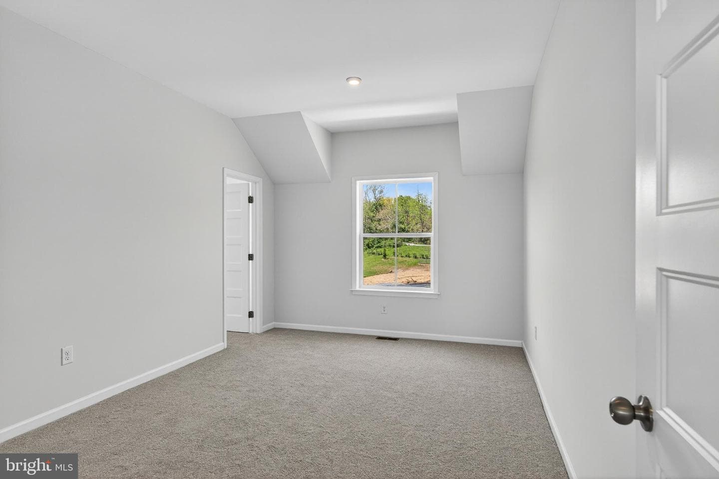 925 Marina Court photo 40