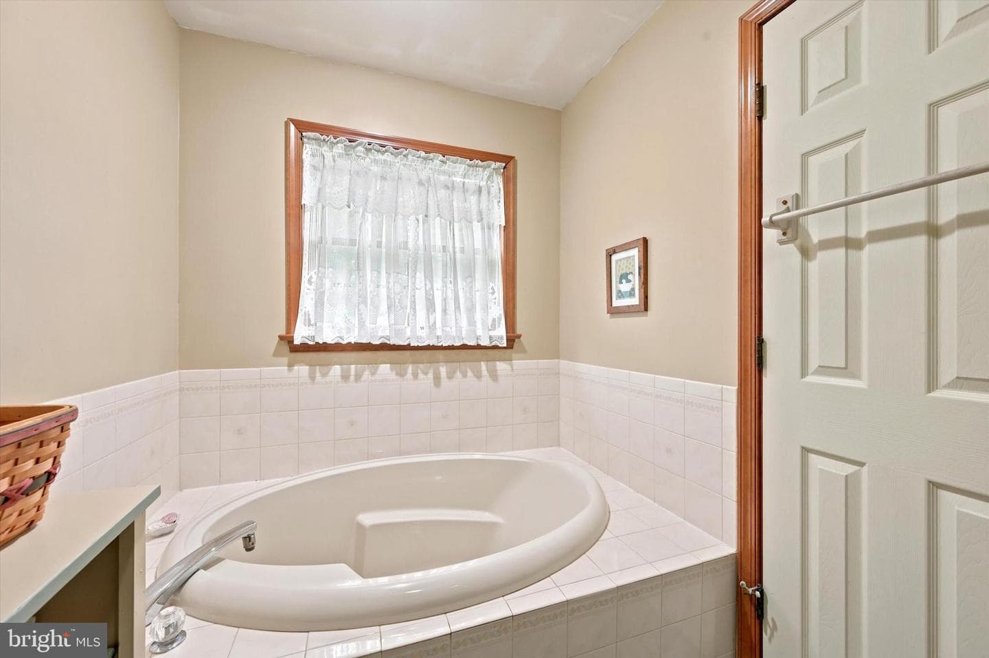 241 Glenrose Road photo 35
