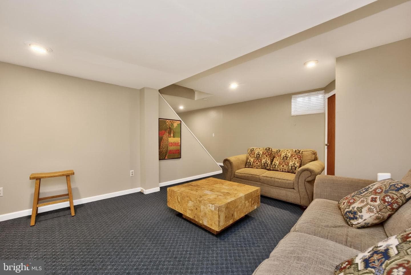 634 Pancoast Lane photo 36