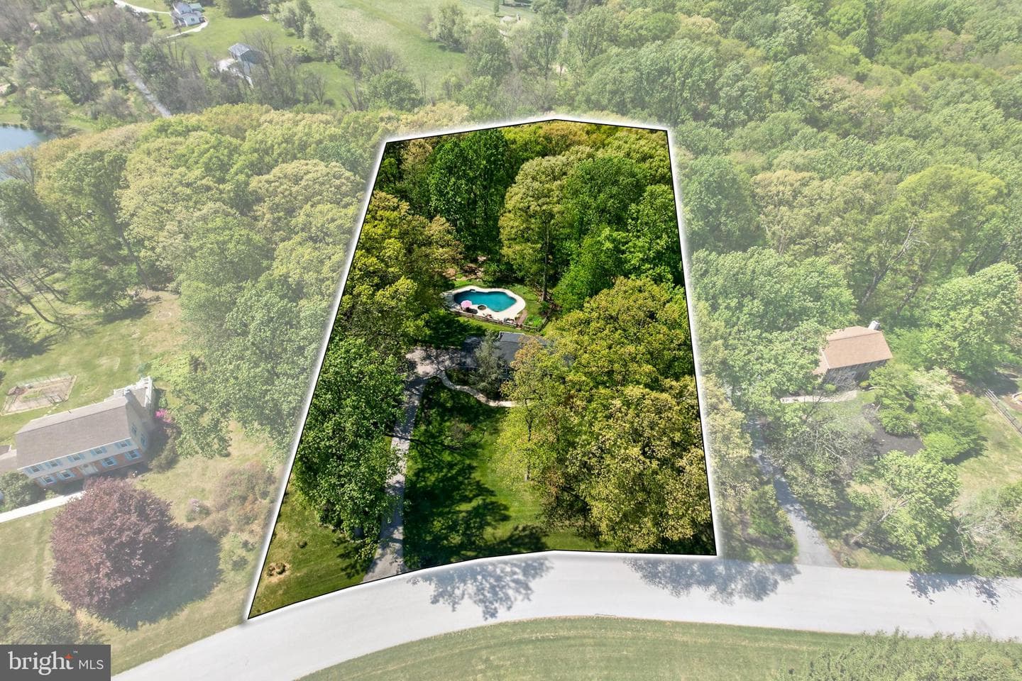 634 Pancoast Lane photo 41