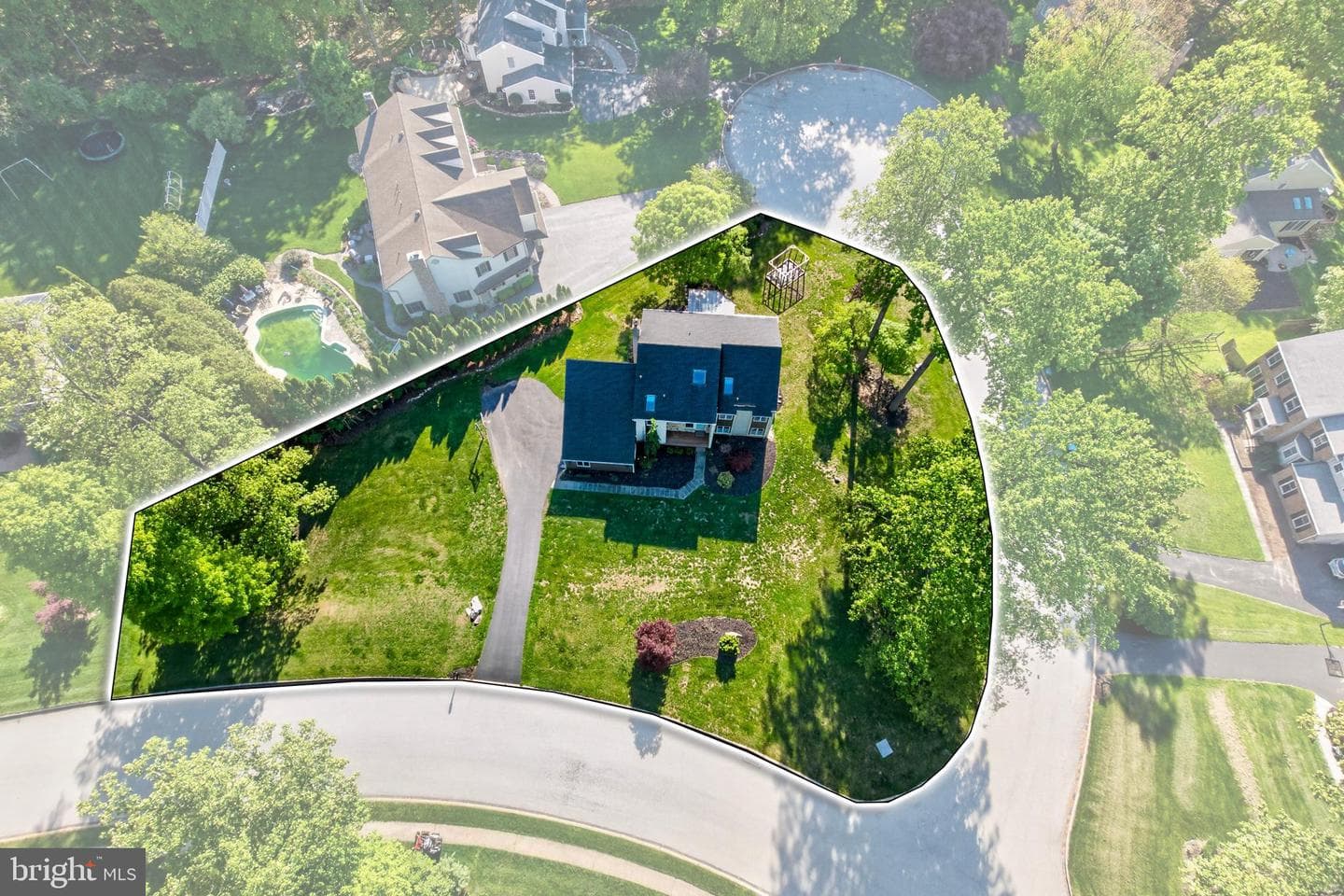 502 Buttonwood Drive photo 4