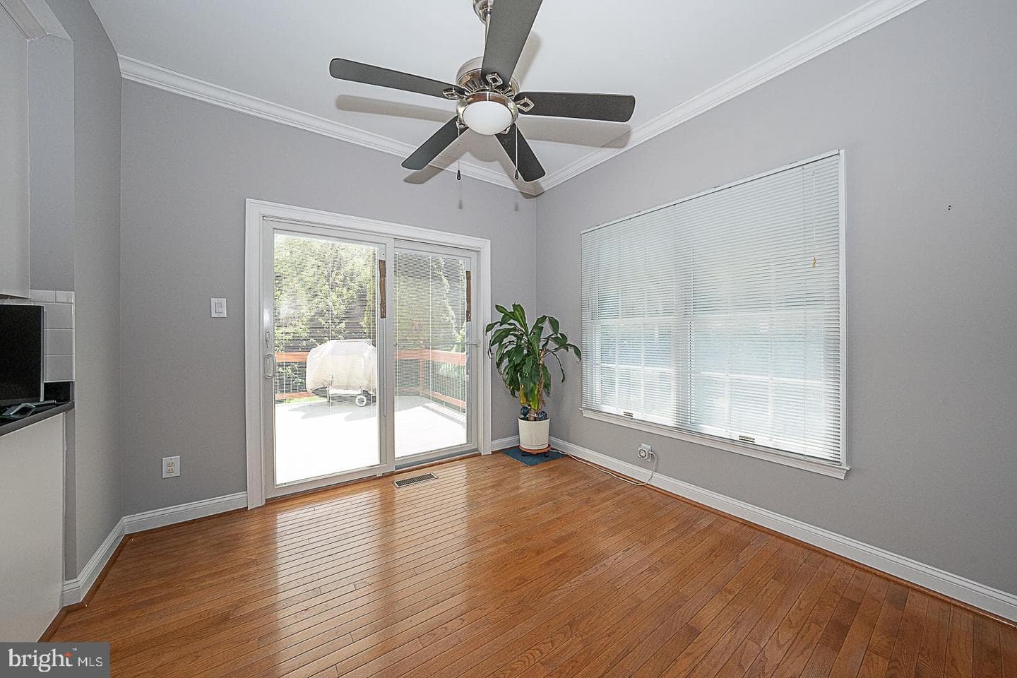 402 Chrislena Lane photo 9
