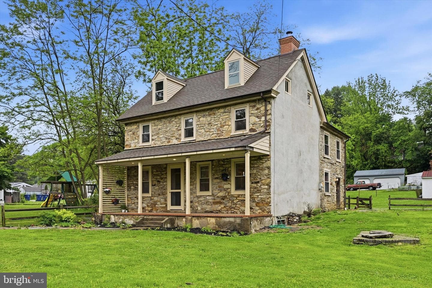 1255 Valley Road photo 3