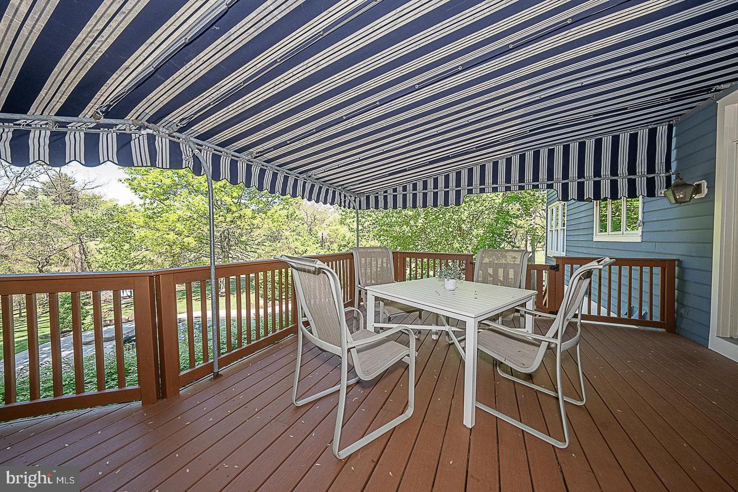 30 Spring Hill Lane photo 28