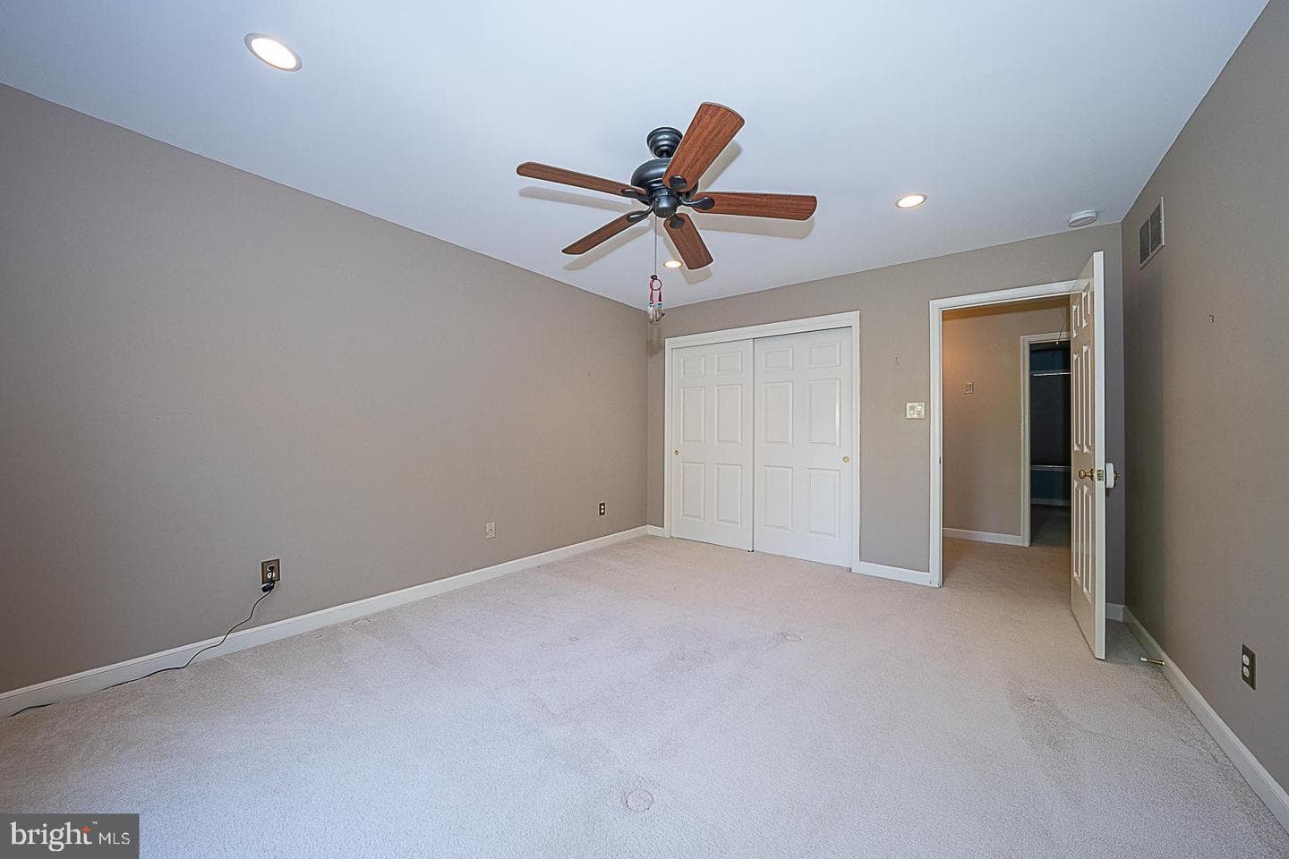 30 Spring Hill Lane photo 42