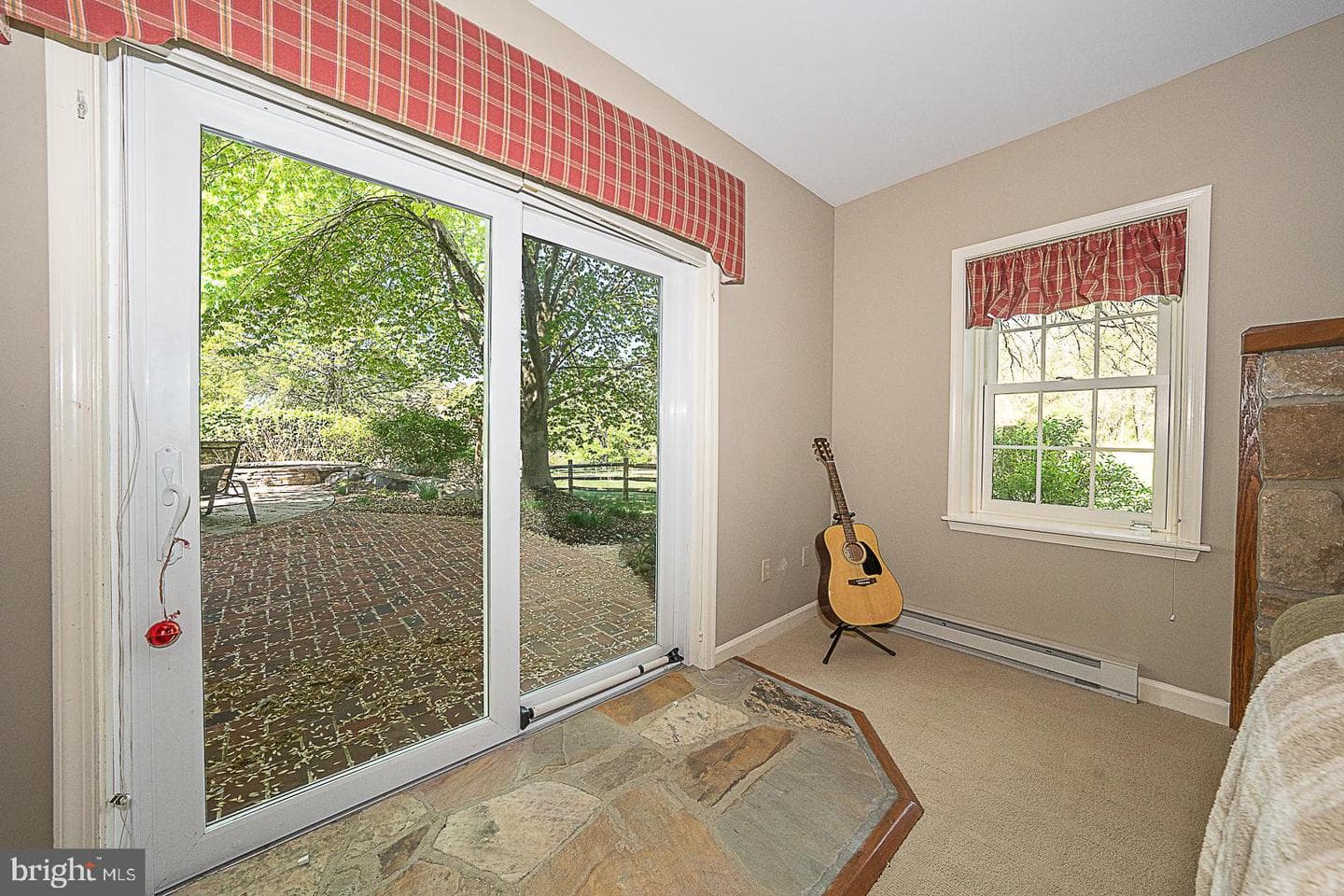 30 Spring Hill Lane photo 55