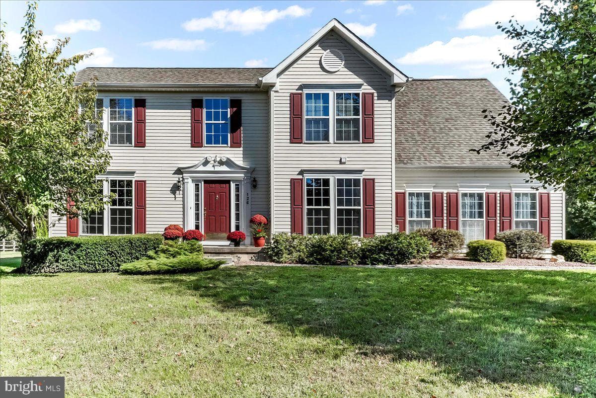 126 Hemlock Drive, Cochranville