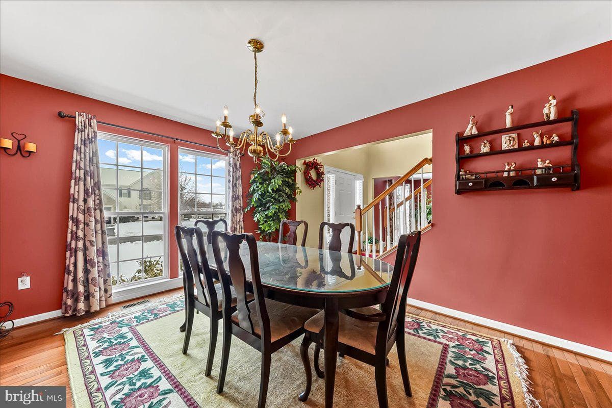 126 Hemlock Drive photo 5