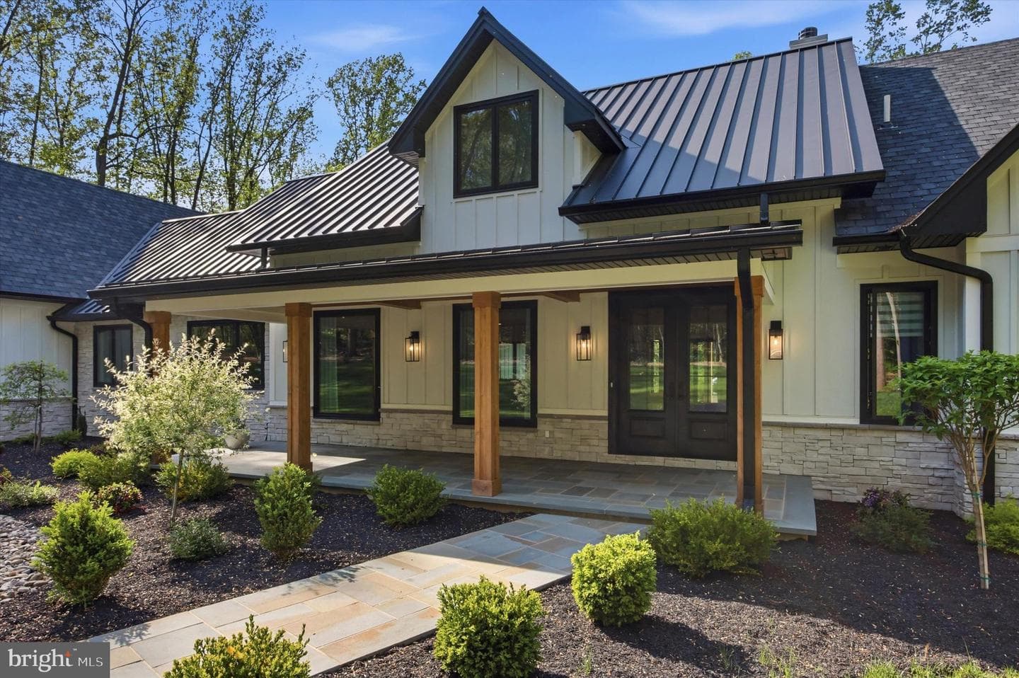 18 Beatty Lane photo 4