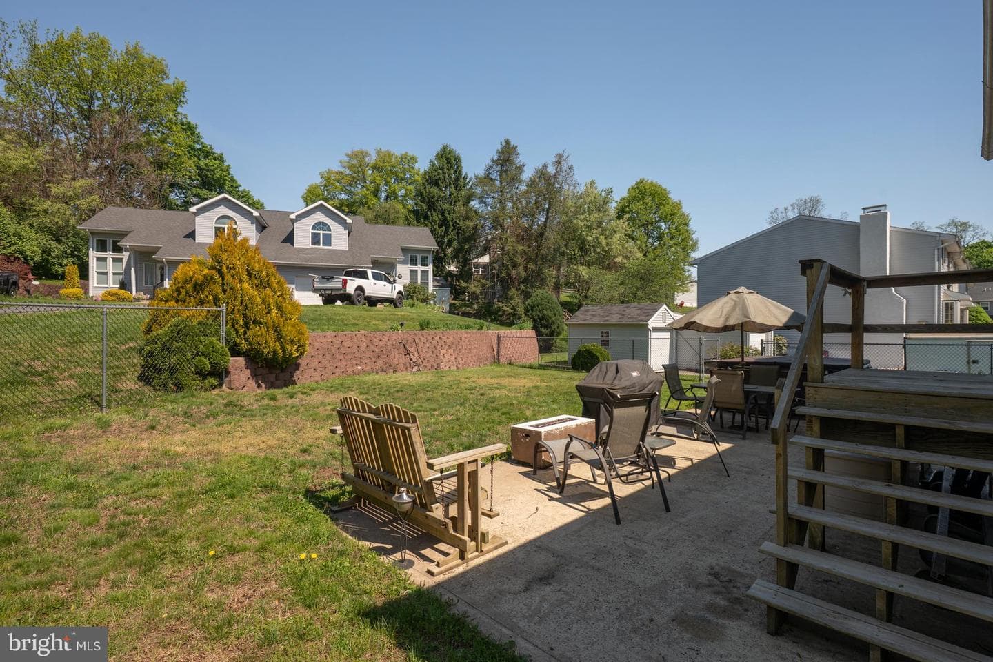 233 Poplar Street photo 7