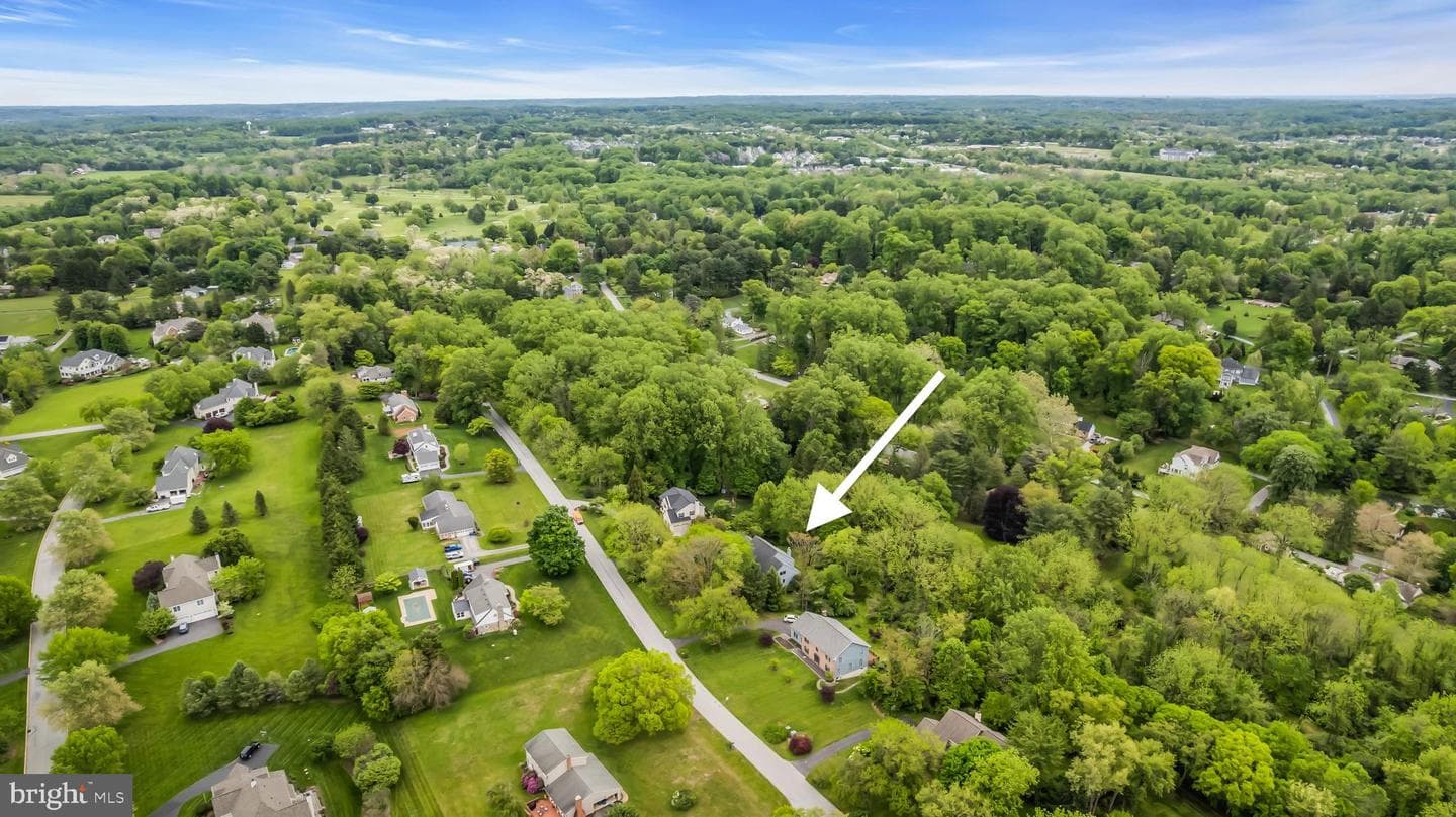 132 Beverly Drive photo 40