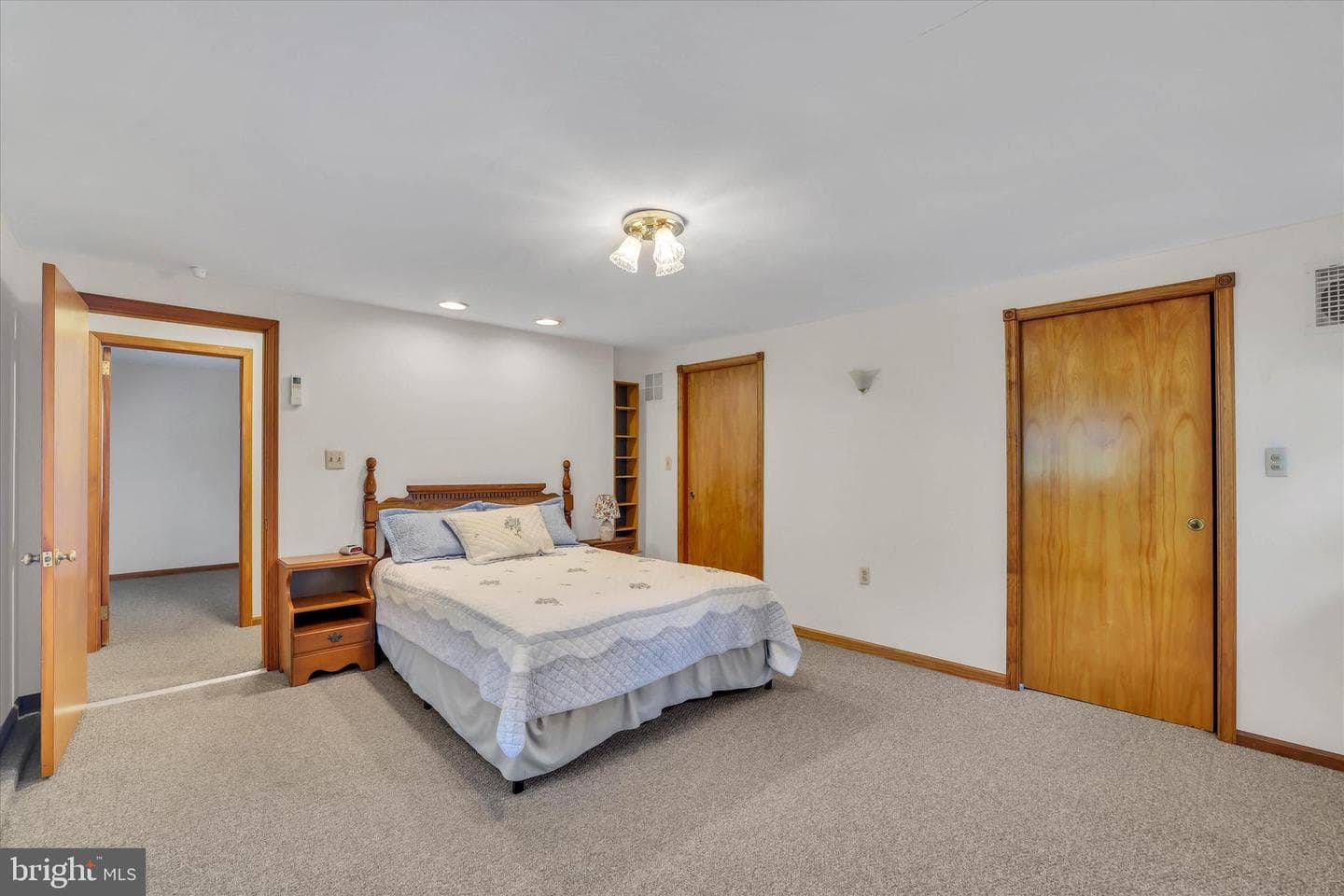 1014 N Bailey Road photo 23