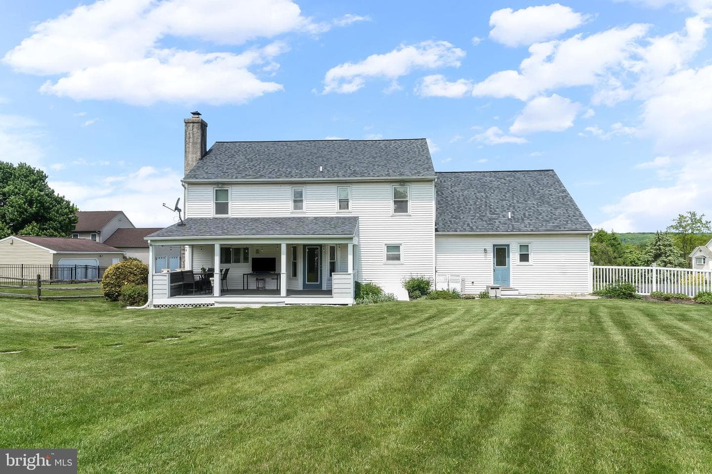 152 Shore Line Drive photo 11