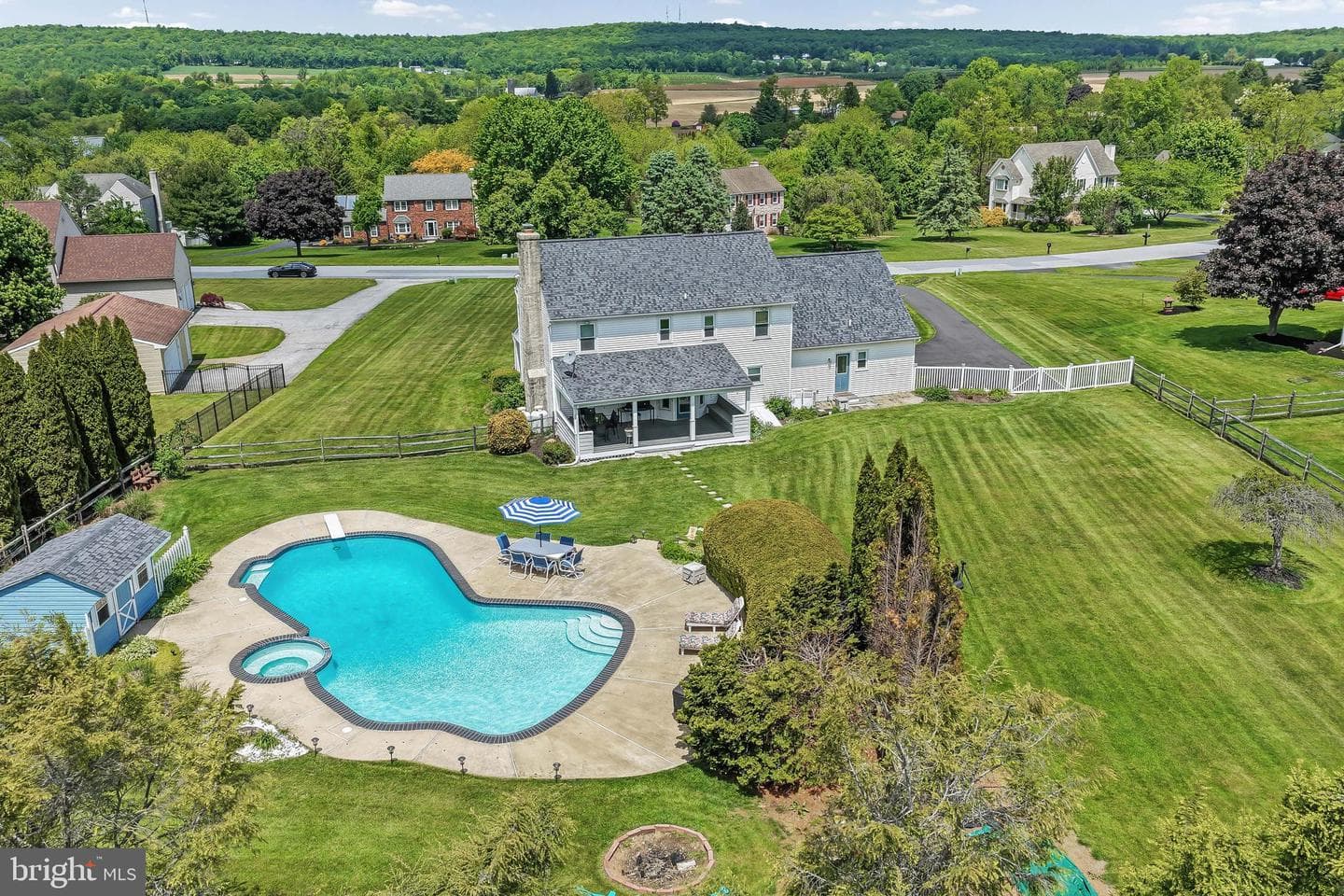 152 Shore Line Drive photo 53