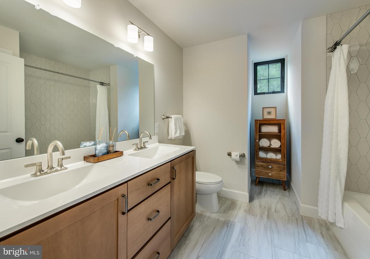 71 Ruth Avenue photo 16