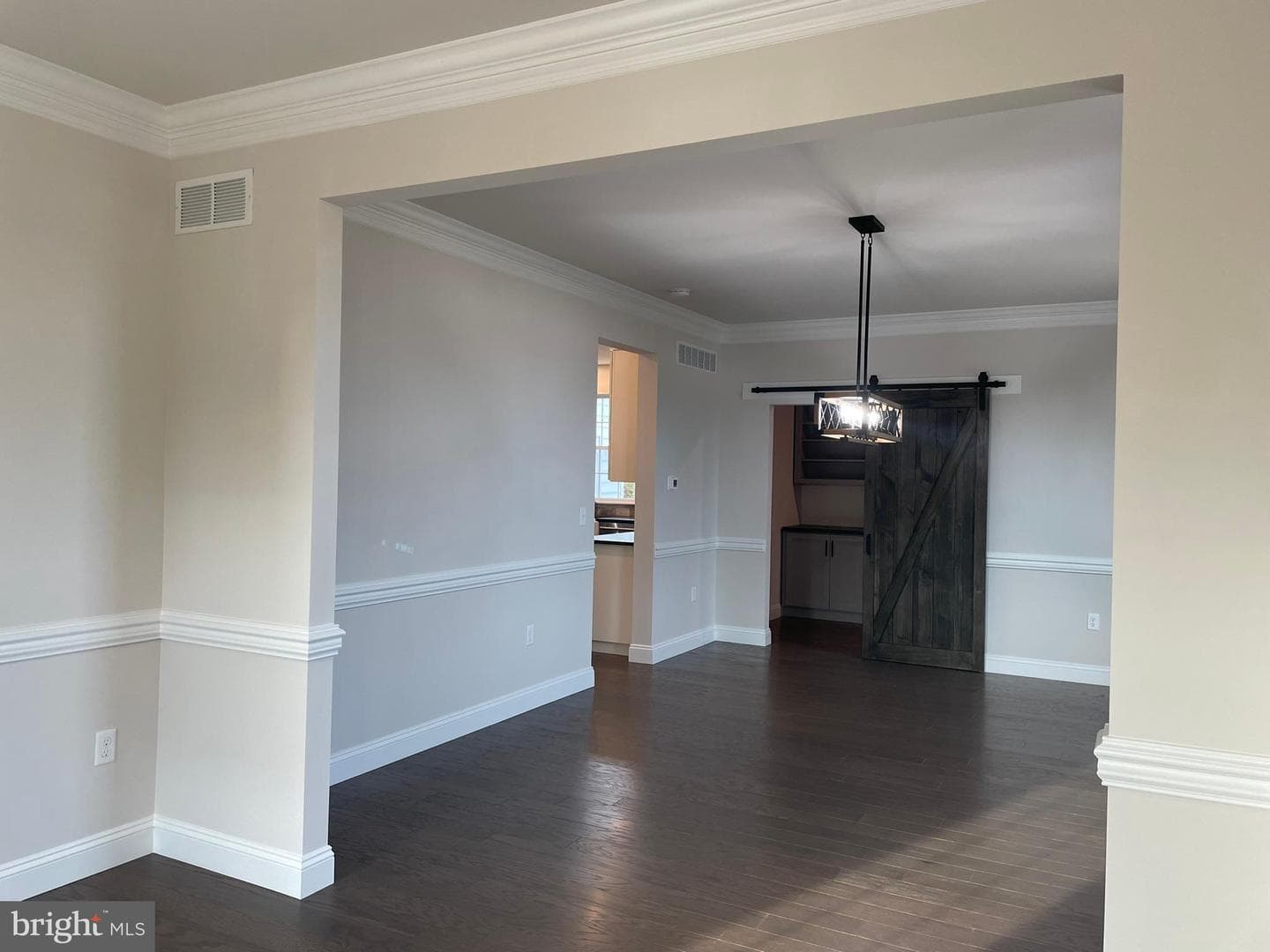 73 Ruth Ave photo 29