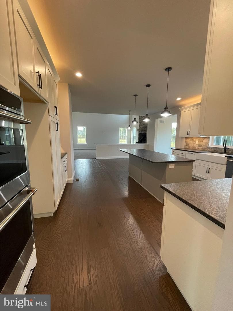 73 Ruth Ave photo 41
