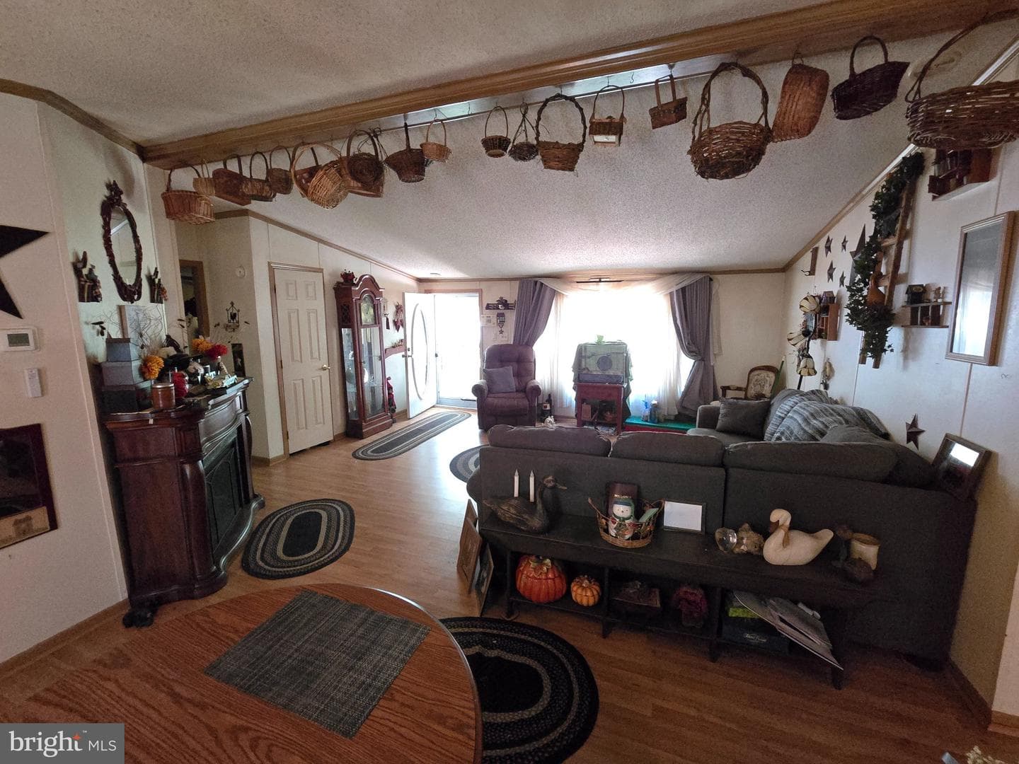 203 High Point Lane photo 13